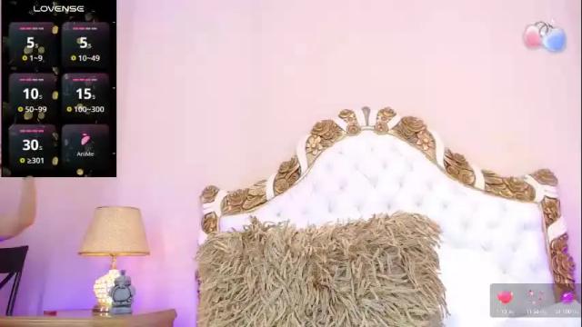 Image 2 of adelinavans Stream on Chaturbate on 4 months ago