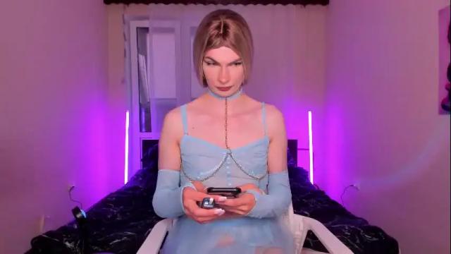 Image 10 of adeline_davil Stream on Chaturbate on 3 months ago