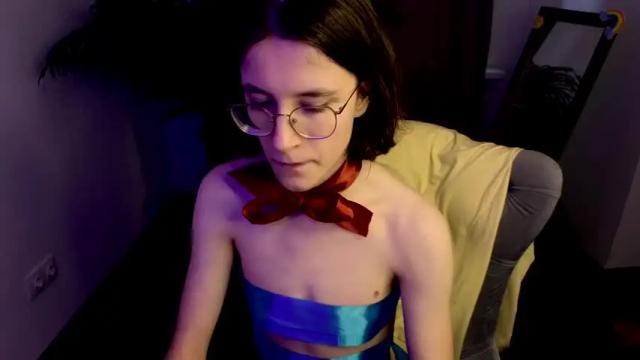 Image 7 of adeline_shy_ Stream on Chaturbate on 19 months ago