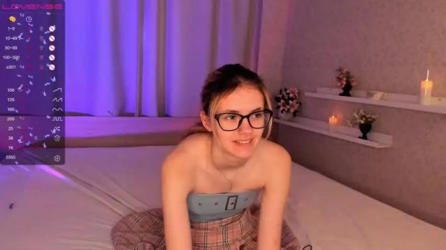 Thumbnail 2, adeline_sweeeet's Stream at Chaturbate, 12 months ago