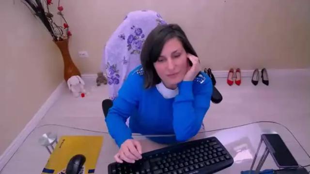 Image 8 of adelineblueeyes Stream on Chaturbate on 22 months ago