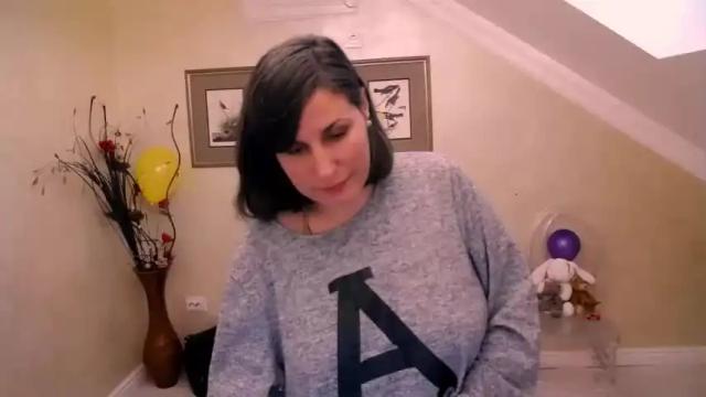 Image 6 of adelineblueeyes Stream on Chaturbate on 22 months ago