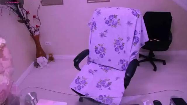 Image 6 of adelineblueeyes Stream on Chaturbate on 21 months ago