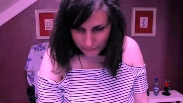 Image 3 of adelineblueeyes Stream on Chaturbate on 19 months ago