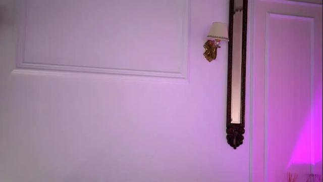 Image 3 of adelineking Stream on Chaturbate on 19 days ago