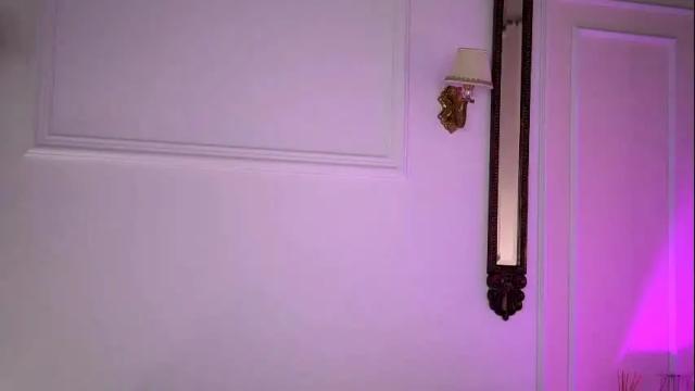 Image 4 of adelineking Stream on Chaturbate on 19 days ago
