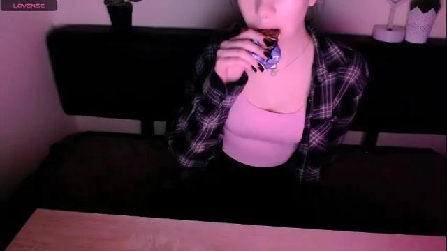Image 3 of adelladanger_ Stream on Chaturbate on 6 days ago