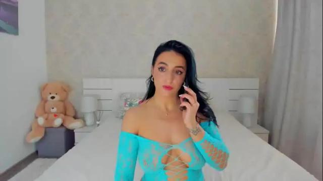 Image 10 of adellegirl Stream on Chaturbate on 1 month ago