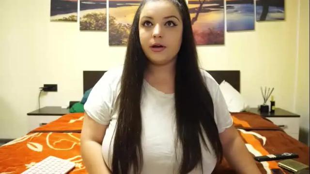 Image 7 of adellineee Stream on Chaturbate on 1 month ago