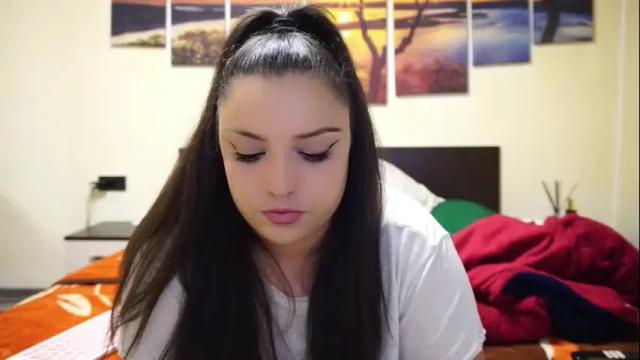 Image 11 of adellineee Stream on Chaturbate on 1 month ago