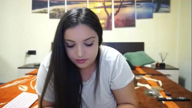Image 10 of adellineee Stream on Chaturbate on 14 days ago