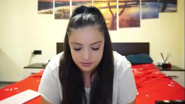 Image 7 of adellineee Stream on Chaturbate on 5 days ago