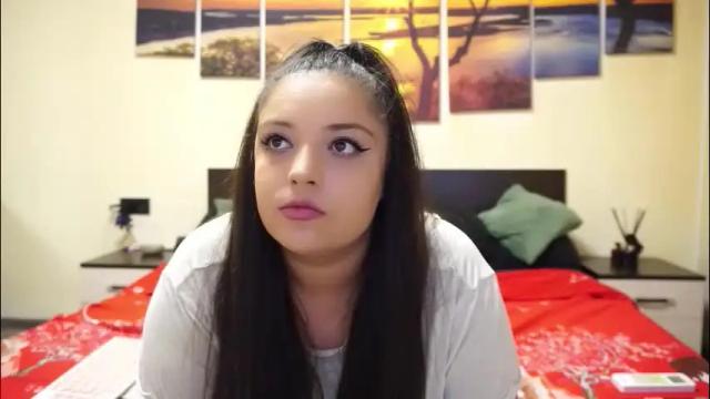 Image 3 of adellineee Stream on Chaturbate on 2 months ago