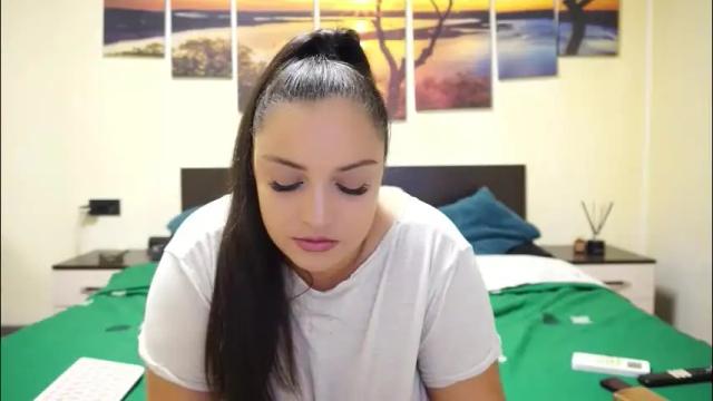 Image 7 of adellineee Stream on Chaturbate on 1 month ago