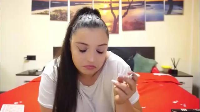 Image 4 of adellineee Stream on Chaturbate on 1 month ago