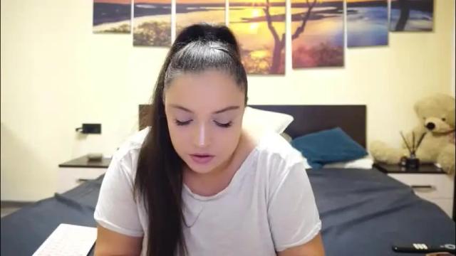 Image 10 of adellineee Stream on Chaturbate on 2 months ago