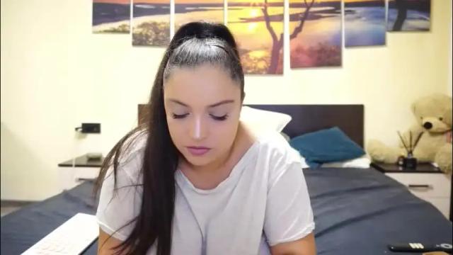 Image 12 of adellineee Stream on Chaturbate on 2 months ago