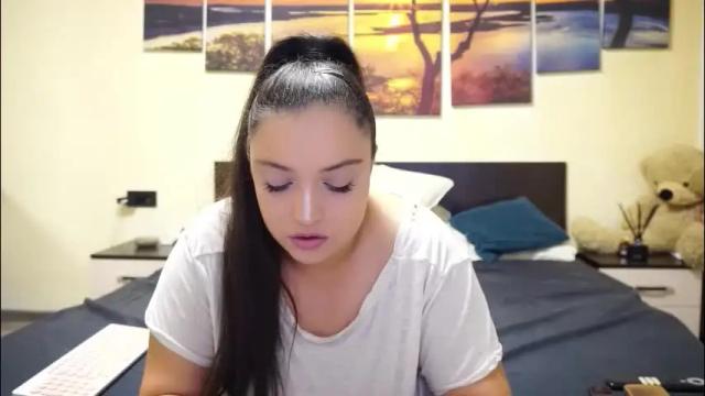 Image 8 of adellineee Stream on Chaturbate on 2 months ago