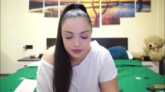Image 11 of adellineee Stream on Chaturbate on 1 month ago