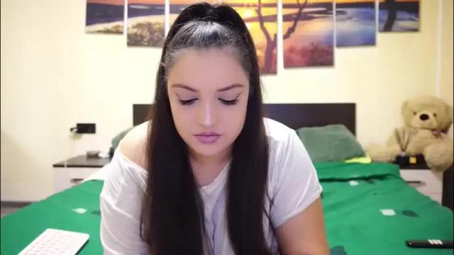 Image 11 of adellineee Stream on Chaturbate on 21 days ago