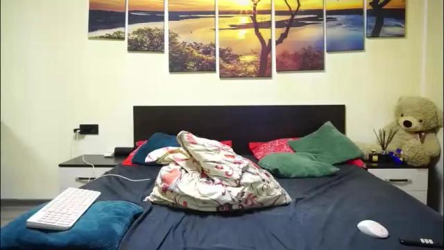 Image 6 of adellineee Stream on Chaturbate on 21 days ago