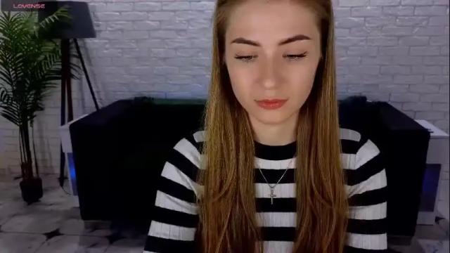 Image 3 of adelyna_bird Stream on Chaturbate on 1 month ago