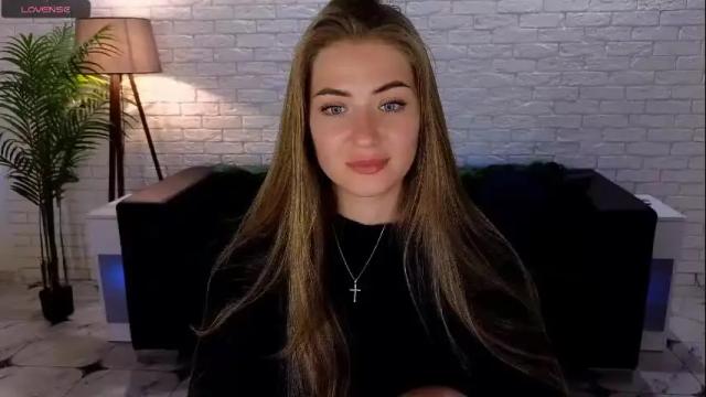 Image 12 of adelyna_bird Stream on Chaturbate on 18 days ago
