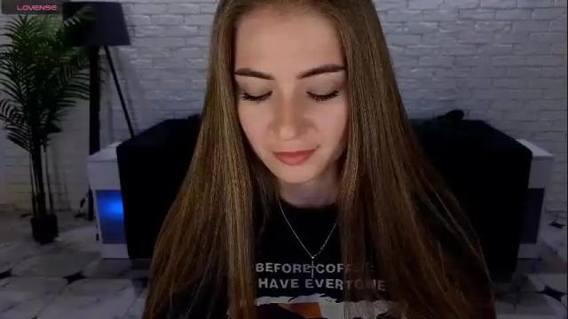 Image 3 of adelyna_bird Stream on Chaturbate on 1 day ago