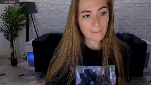 Image 10 of adelyna_bird Stream on Chaturbate on 1 month ago