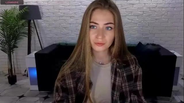 Image 4 of adelyna_bird Stream on Chaturbate on 1 month ago