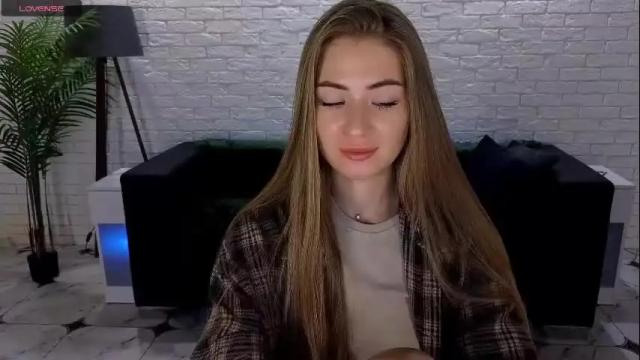 Image 7 of adelyna_bird Stream on Chaturbate on 1 month ago