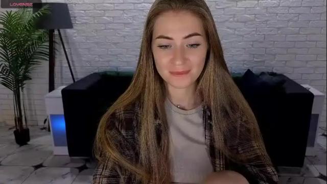 Image 8 of adelyna_bird Stream on Chaturbate on 1 month ago
