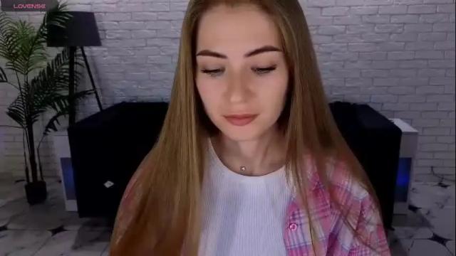 Image 3 of adelyna_bird Stream on Chaturbate on 1 month ago