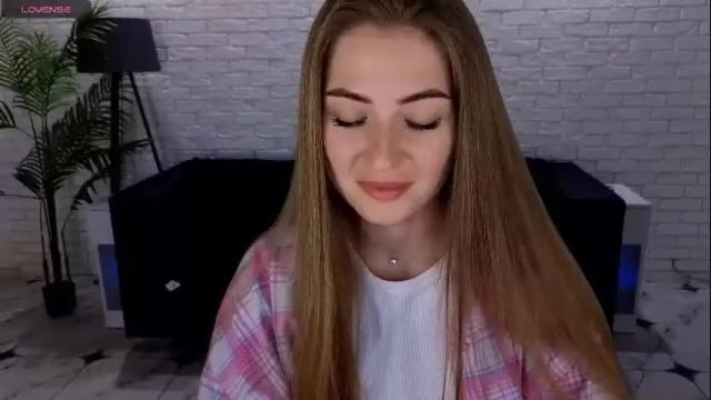 Image 7 of adelyna_bird Stream on Chaturbate on 1 month ago