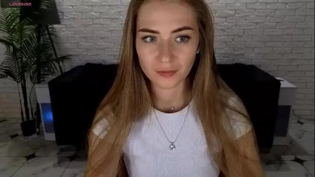Image 11 of adelyna_bird Stream on Chaturbate on 10 days ago