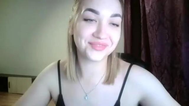 Image 6 of adelynasnowyx Stream on Chaturbate on 19 months ago
