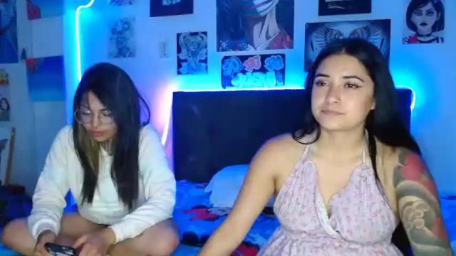 Image 7 of adhara_xx Stream on Chaturbate on 20 months ago