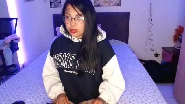 Thumbnail 1, adhara_xx's Stream at Chaturbate, 17 months ago