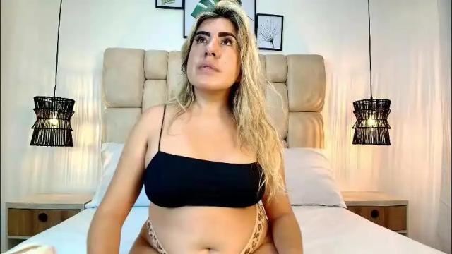 Image 7 of adharasmithh Stream on Chaturbate on 1 month ago