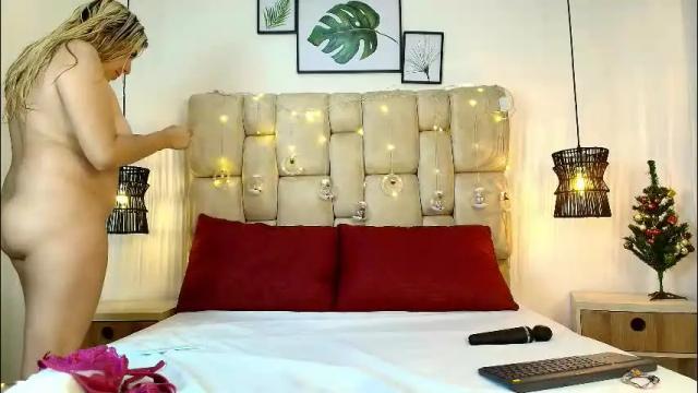 Image 11 of adharasmithh Stream on Chaturbate on 1 month ago