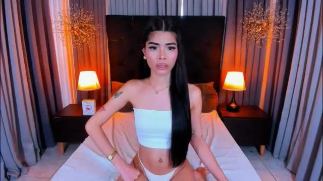 Image 6 of adiannacumforyou Stream on Chaturbate on 2 months ago