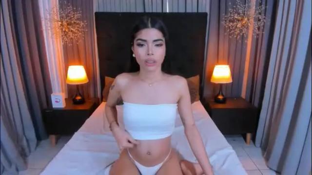 Image 10 of adiannacumforyou Stream on Chaturbate on 2 months ago