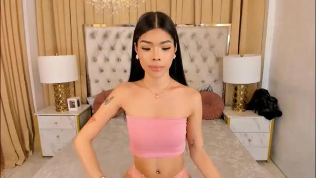 Image 2 of adiannacumforyou Stream on Chaturbate on 2 months ago