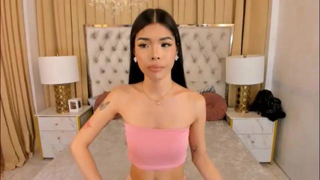 Image 4 of adiannacumforyou Stream on Chaturbate on 2 months ago