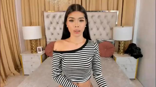 Image 3 of adiannacumforyou Stream on Chaturbate on 1 month ago