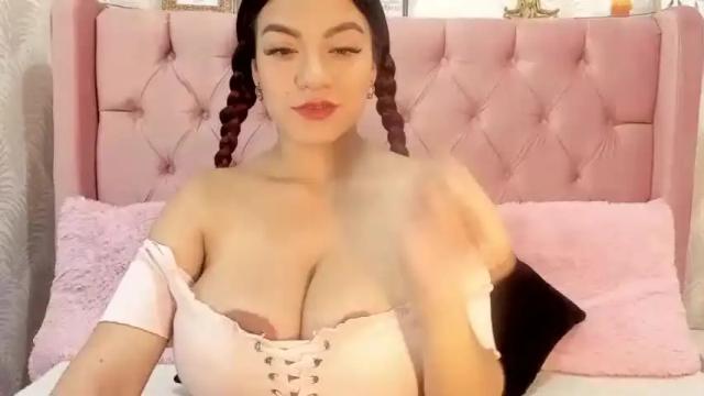 Image 12 of adikkaevans Stream on Chaturbate on 13 months ago