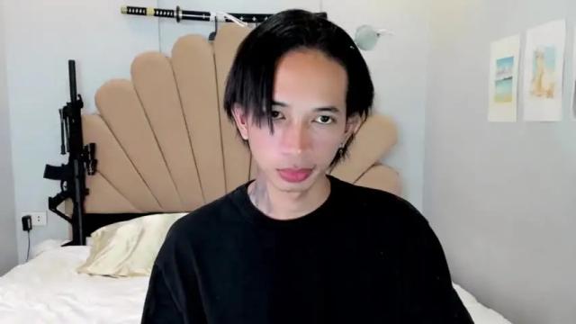 Image 3 of admirable_camille Stream on Chaturbate on 12 months ago