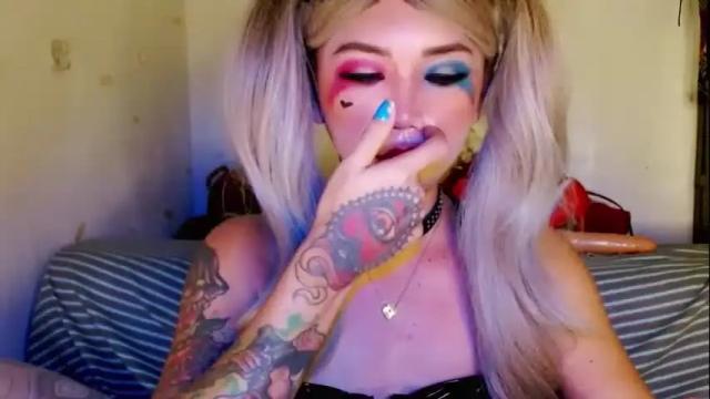 Image 2 of adorableslutxxx Stream on Chaturbate on 1 month ago