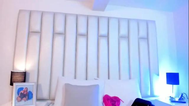 Image 4 of adreeaperez1 Stream on Chaturbate on 1 month ago