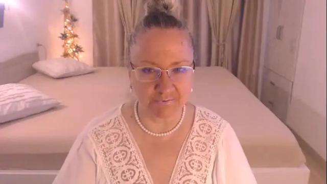 Image 4 of adrena_ Stream on Chaturbate on 1 month ago